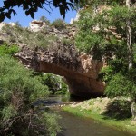 Natural Bridge, an idyllic spot in the middle of the dry desert of Wyoming. Also a popular camping spot of the emigrants